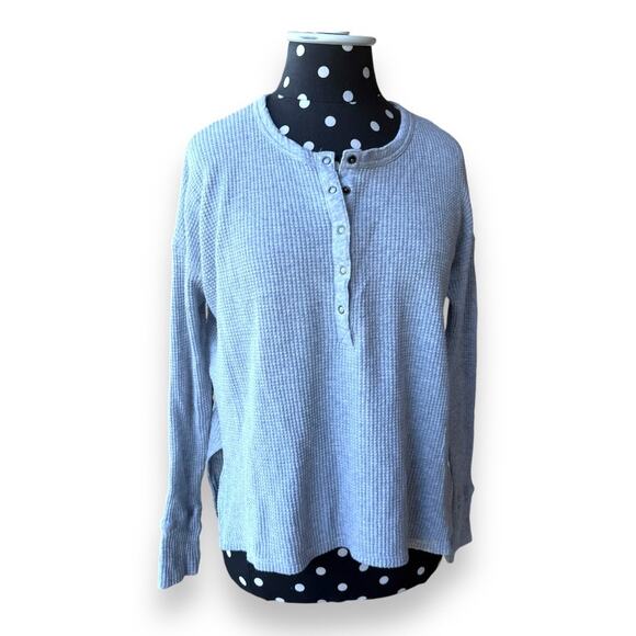 5/$65 Offline by Aerie Womens Henley Top Sz XXS Gray Waffle Thumb Holes Knit Top - Picture 3 of 10